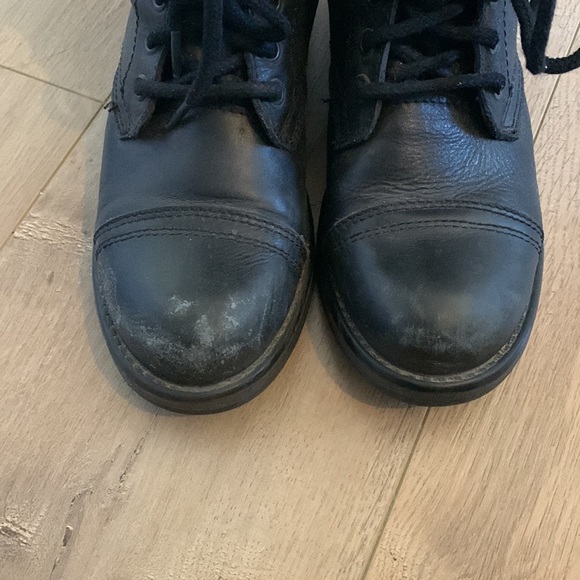Steve Madden Troopa 2 - Picture 2 of 6